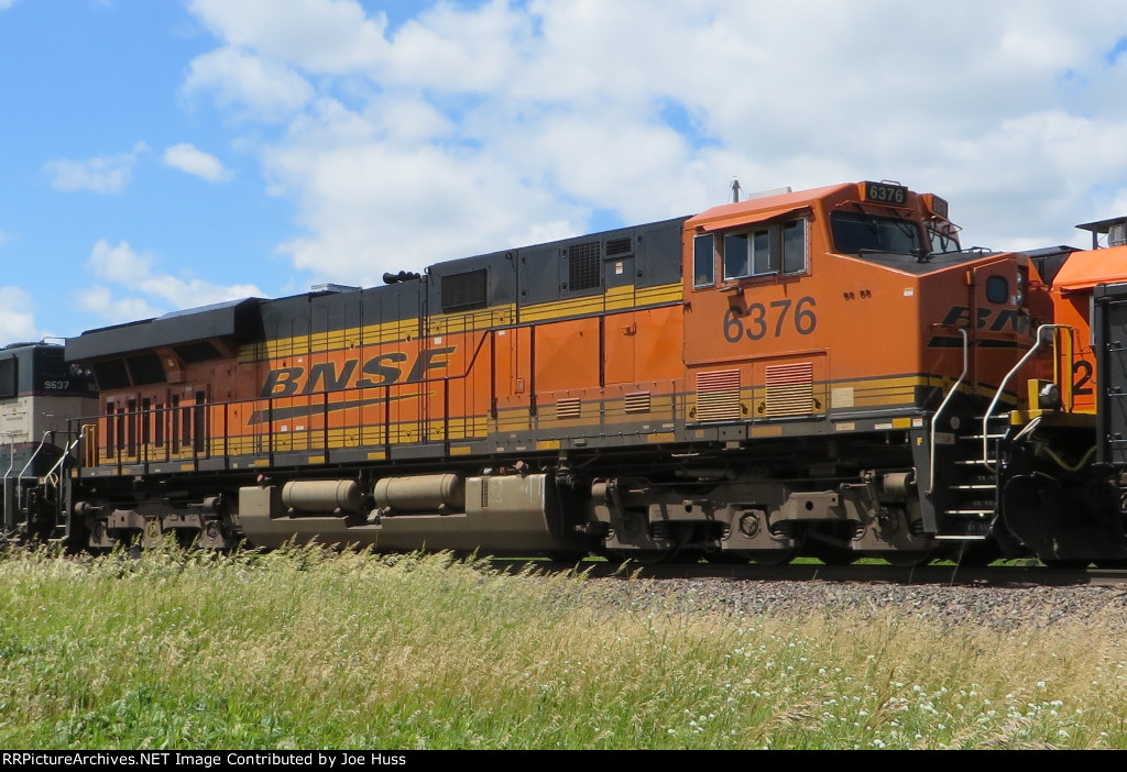 BNSF 6376